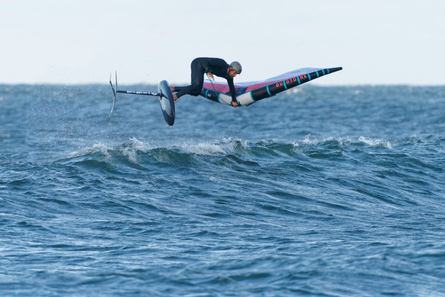 Kai Steimer Jump beim Surffoilen in Hanstholm